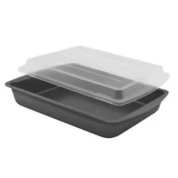 Covered Cake Pan makes transporting and storing baked goods convenient and easy. Cake Pan Type: Cake Pan. Plastic,...