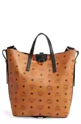 Here is a new MCM bag. The bag has interior wall pocket and optional zip pouch. Top handle 3.5