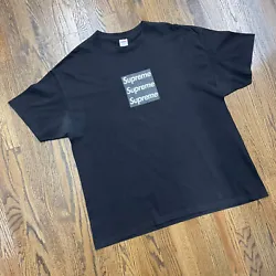 Supreme X Asspizza Box Logo Tee. In good condition. Worn a handful of times. No tears rips or holes. However there are...