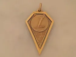 Medaille Ancienne Sportive Foot Fraisse Demey.Coupe 1954/55 . Modèle de création.4,5 cm avec bélière.