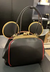 This is an absolutely stunning NWT Coach 4720 Disney Mickey Mouse X Keith Haring Kisslock Bag Leather Black. Please see...