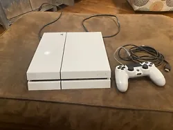 Sony PlayStation 4 500GB Glacier White Console- Destiny Edition-Read Description. Up for auction is my personal PS4...