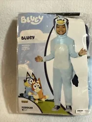 Get ready for a spooky Halloween with this Bluey costume for kids. The jumpsuit comes with a tail and headpiece,...
