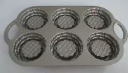 Nordic Ware shortcake basket baking pan. Cast aluminum, nonstick finish.