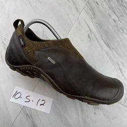 * Gently used* Good tread * No rips or tears * No crushed or torn heel lining * No peeling of the midsole* Happy to...