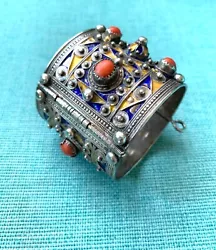 Bracelet berbère - Magnifique bracelet antique en argent kabyle du peuple Beni Yenni - Bijoux ethniques authentiques....