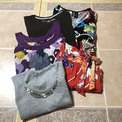 LOT OF 5 WOMANS TOPS/ SIZE XL/ PREOWNED. THESE TOPS ARE PREOWNED AND IN GREAT CONDITION. THERE ARE TUNIC TOPS, A SWING...