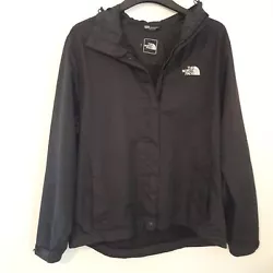 Womans Northface Jacket. Size XXL and has loose stitching creating small hole under arm shown in pics but is an easy...