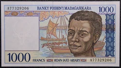 Billet en état Neuf / UNC. Ce billet de Madagascar de 1000 Francs 1994 P-76. Et noubliez pas de majouter à votre...