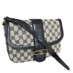 Blue / PVC,Leather. Shoulder bag. Kindly understand that the actual color of the item may be slightly different from...