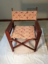 Vintage Pier One Imports folding director’s chair . Made with expandable hinged wood and canvas . Canvas colors are...