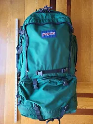 Vintage JANSPORT Hunter Green Hiking Camping Backpack Hip Belt Internal Frame Duffel Bag #41868 Size Large Approximate...