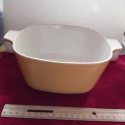 Corning Ware 1.75 Qt Casserole Dish in yellow and white..in gently used condition with no damage. Please see the...