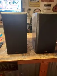 Polk Audio Rt 138 Speakers. Condition is Used. Shipped with USPS Priority Mail.