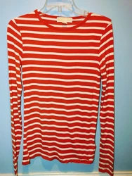 KNIT TOP - RAYON/SPANDEX - SUPER COMFORTABLE. SLEEVE LENGTH - 28