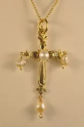 Very beautiful and rare antique 18K solid gold Breton cross with pendants, 750/1000. The cross is decorated with...