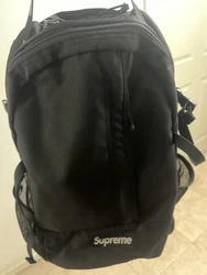 Bought from stock X years ago looking to sell now since I don’t really use it anymore come with the stockx tag on it...