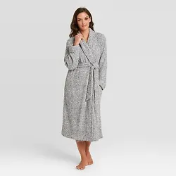 •Women’s chenille robe brings extra comfort to your comfy wardrobe •Tie belt helps you find the right fit •Side...