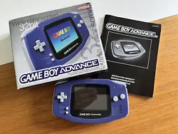 Nintendo Game Boy Advance couleur Indigo. Bon état général, complète, fonctionnelle.Envoi sérieux et rapide sous...