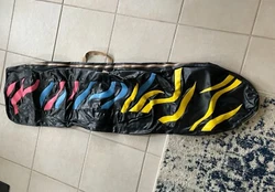 Vintage Burton Safari Elite Snowboard bag Excellent+++ condition.  Approx 130cm longthis bag is in pristine...