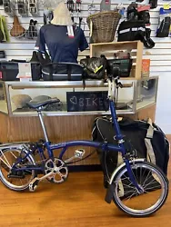 Look no further than this Brompton C Line Explorer model. With 6 speeds, its perfect for commuting or exploring the...