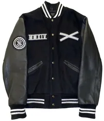 The Xo Award Varsity Jacket is made from top-quality woolen fabric and has a soft viscose inner lining that gives it a...