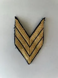 militaria Insigne Badge Grade Armée De Terre. D’occasion Années 80