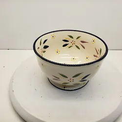 Temptations I.5qt. Old World Serving Bowl. This bowl is in excellent pre-owned condition with no signs of use or...