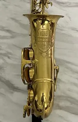 This saxophone is still in good condition, it has a new case and a new mouthpiece set. Some cosmetic details are shown...