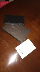 GUCCI “GG Web” Leather Cardholder. Condition is Pre-owned.