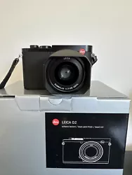 Leica Q2 47.3 MP Digital SLR Camera - Black Great Condition. Minor signs of wear. Clean glass. Always used with UV...