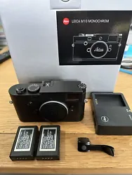 Leica M10 Monochrom (Serial 5504166) in perfect working order and excellent cosmetic condition.Shutter has 44111...