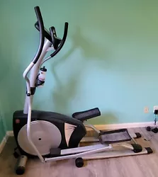 Schwinn 418 Elliptical Professional Exercise Machine used in good working condition. The computer part is not working,...