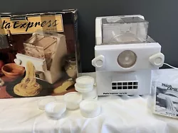 CTC Pasta Express Model X2000 Pasta Maker . In excellent condition, may have been used once or twice. Comes with blades...