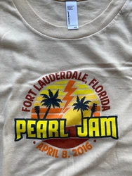 Pearl Jam St Louis October 2016 Tour Shirt RARE XXL. Never worn