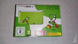 Nintendo 3DS XL Yoshi Édition Spéciale Console - Verte en boîte  Console qui est neuve toute les notices sont...