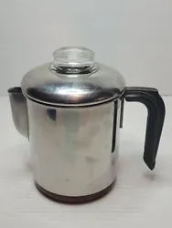 Beautiful Revere Ware copper clad bottom coffee pot. This pot is in good shape and is complete. This is a 6-8 cup...