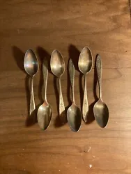 This vintage set of silver spoons from Oneida Community Plate features the elegant ADAM pattern, a post-war design that...