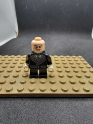 LEGO Penguin Mini-figure Super Heroes sh096 Fur Collar.