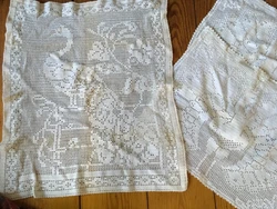 You are bidding on a lot of 3 vintage cotton crochet doilies/bureau scarves, peacock design, largest measures...