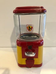 Good condition. Old restoration.