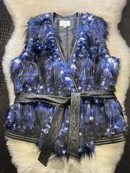 Lovely faux fur and faux leather look! Sold As Is. Overall in my personal opinion looks good!