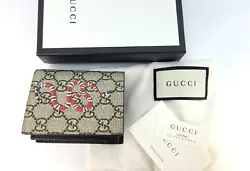 ・Style 575363 K561N 8666. ・Interior Gucci Serial Number. ・Gucci Box. ・Interior Zip Coin Pocket. ・ID card Slot.