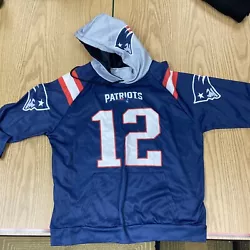 NEW ENGLAND PATRIOTS MENS SMALL TOM BRADY JERSEY HOODIE LONG SLEEVE. Picked this up at a flea market but it’s too...
