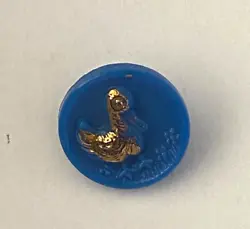 1 Très Joli Bouton Ancien En Verre bleu petit canard doré 1,4 cm