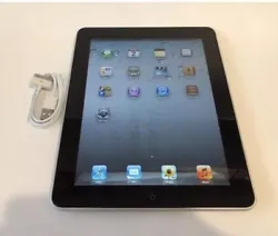 Apple iPad 1st Generation - 16GB - Wi-Fi - 9.7