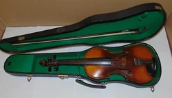 Stainer Copy. German violin circa 1910. No cracks. has a lot of potential. Bow and case not contemporary with violin....