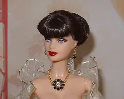 Fashion Royalty, Barbie, Silkstone. Véritables Swarovski. Made in France.