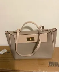 hermes bag. sac van cattle. perfect condition. comes with everything.