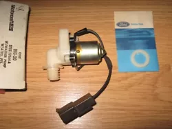 Bobcat 1977-1980. Pinto 1977-1980. Fiesta 1978-1980. OEM Genuine Ford Windshield Washer Pump. This may fit other makes...